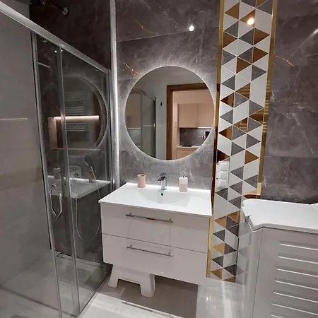 Appartement Przy Stoku Trojkaty I Kwadraty Karpatia Karpacz